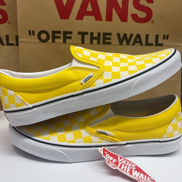 Vans Men's Classic Slip-On (Checkerboard) Cyber Yellow Sneakers
VN0A33TB42Z - Picture 3 of 16